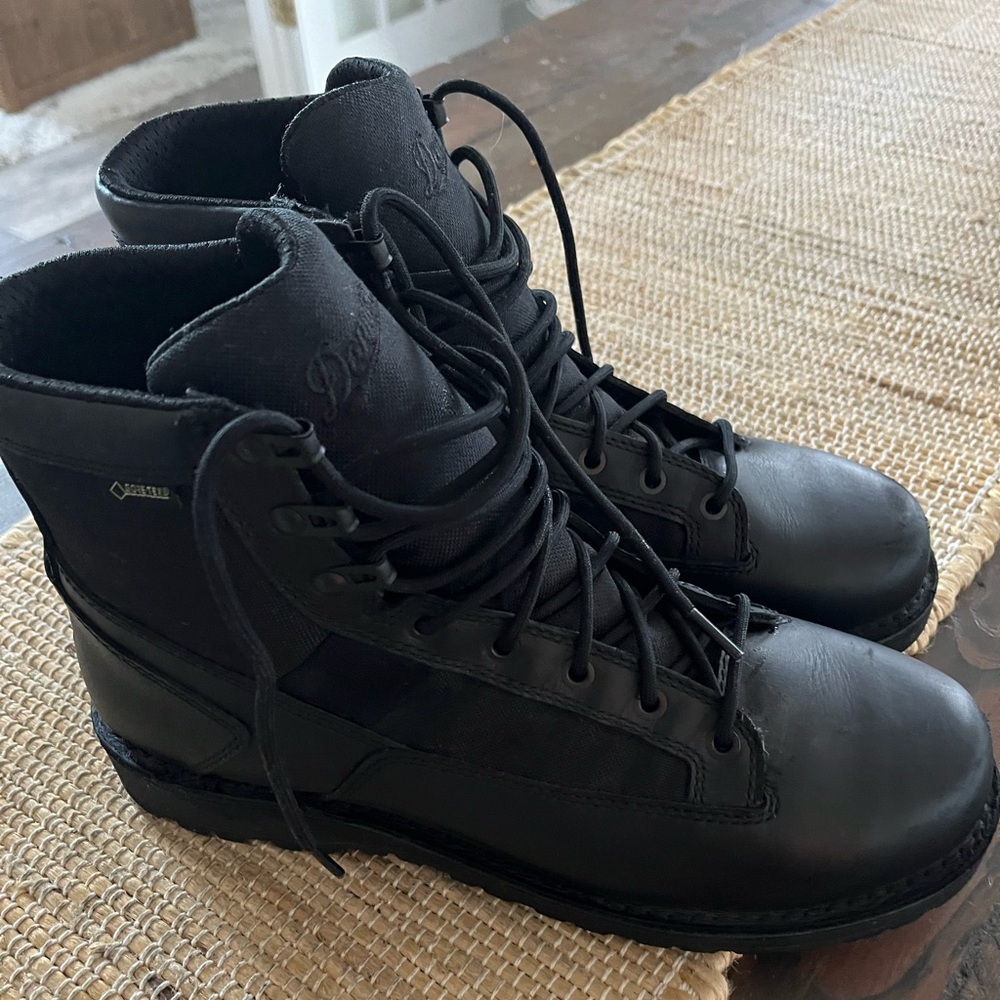 Danner Stalwart 6” Gortex boot